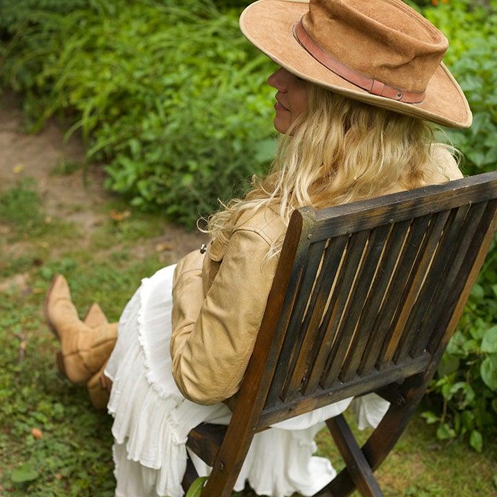 Chill - SUSIE FRAZIER